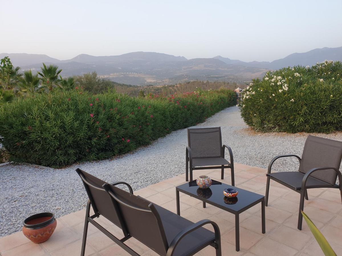 Premium Bed & Breakfast Casa Alegria Andaluza Los Romanes Екстериор снимка